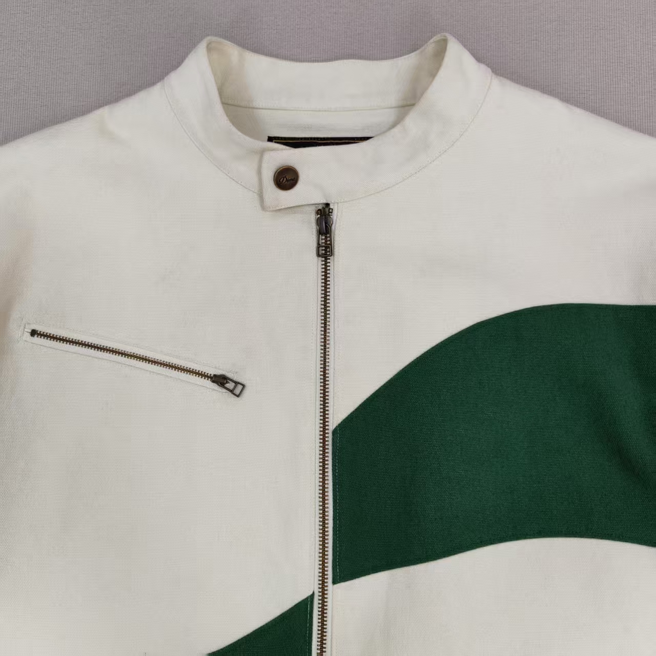 Men's Beige Stand Collar Zipper Wave Cotton Jacket with Multiple pockets Zipper at cuffs for Outdoor Recreation Casual Wearing