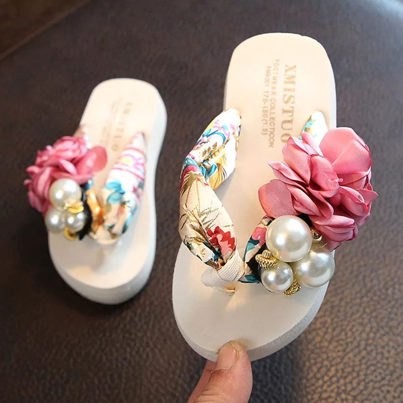 Summer Non-slip Childrens Flip-flops Girls Fashion Beach Shoes Pinch Sandals Female Flowers Slippers Women Wear 250411