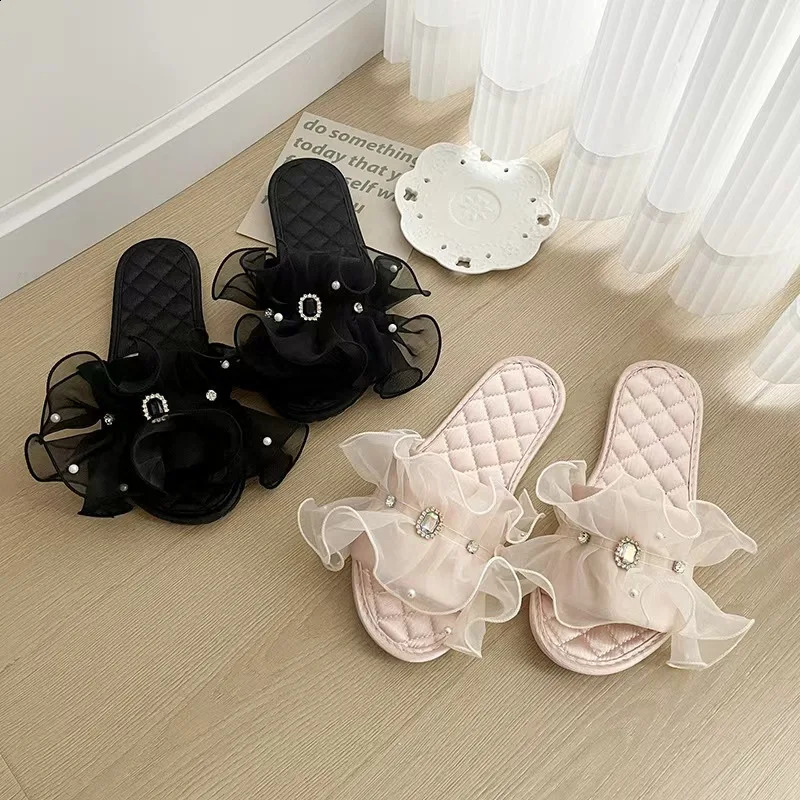 French style soft bedroom indoor pearl lace apartment slippers summer slippers suitable for cute women autumn wedding womens shoes 250408