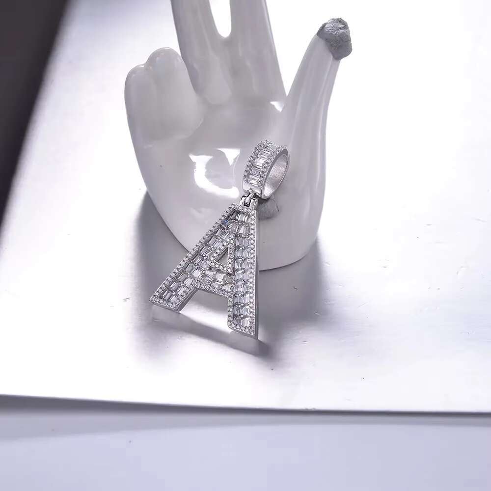 Cutting Moissanite Men's Initial Water Dia Ice Stone Letter Pendant