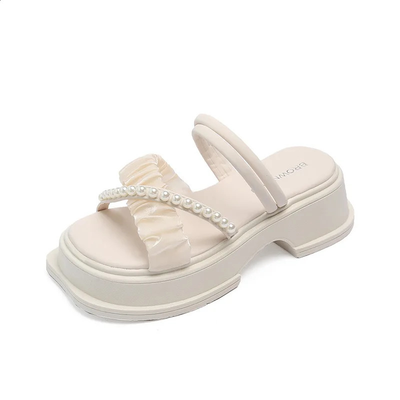 Summer European Style Fashion Pearl Fairy Style Two Piece Foreign Air Thick Bottom Non Slip Sandals 250408