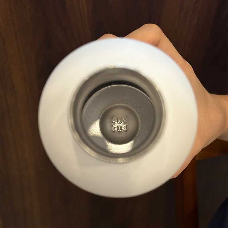 Insulated Water Bottle - Outdoor Stainless Steel Rubber Paint Sports Kettle for Hot Cold Drinks Leakproof Vacuum Flasks C251114