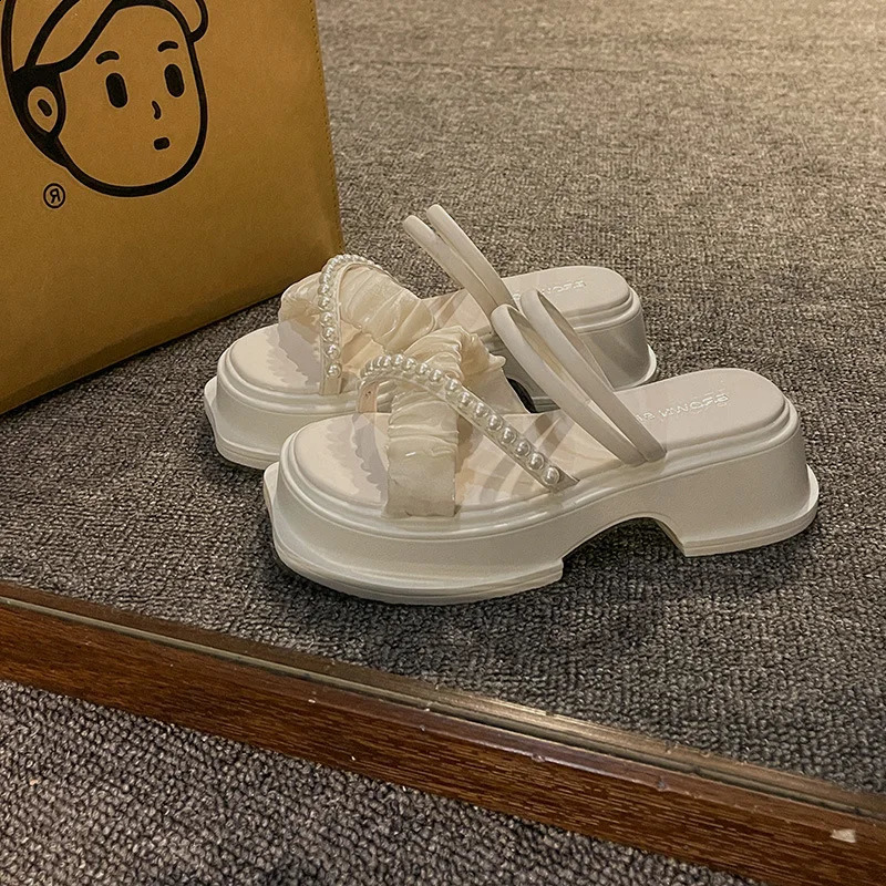 Summer European Style Fashion Pearl Fairy Style Two Piece Foreign Air Thick Bottom Non Slip Sandals 250408