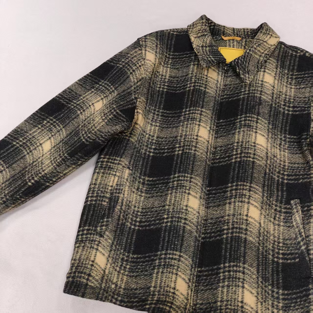 Men's Plaid Quilted Tweed Zip-up Jacket Black and Yellow Shirt style Lined Filled Loose Coat for Casual Streetwear