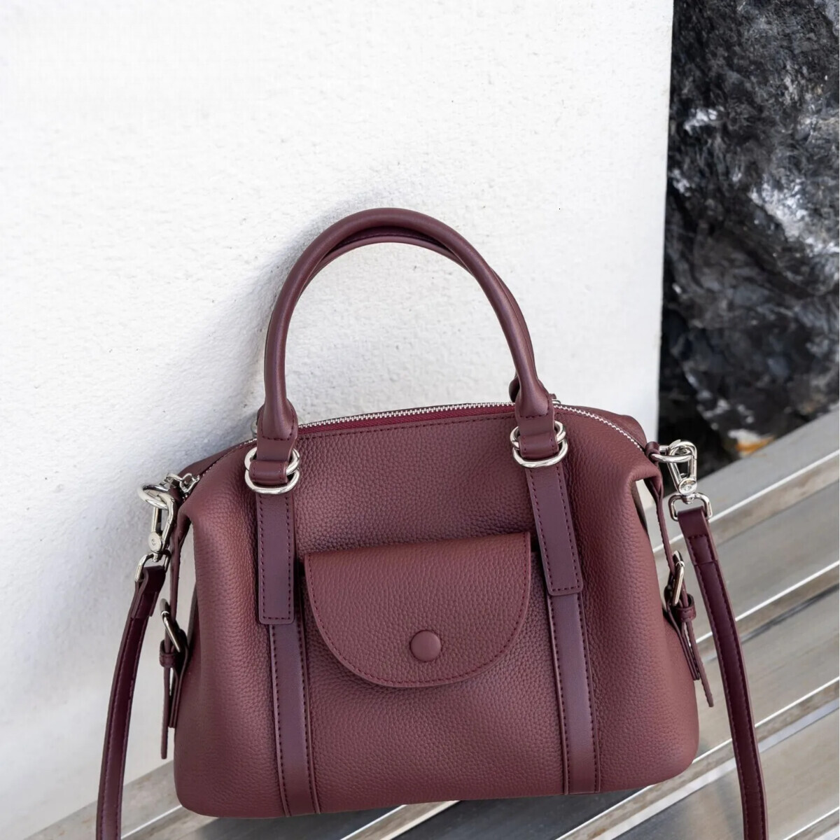 Designer bag handbag women's new single shoulder crossbody fake pocket wine red coffee color real cowhide daily casual