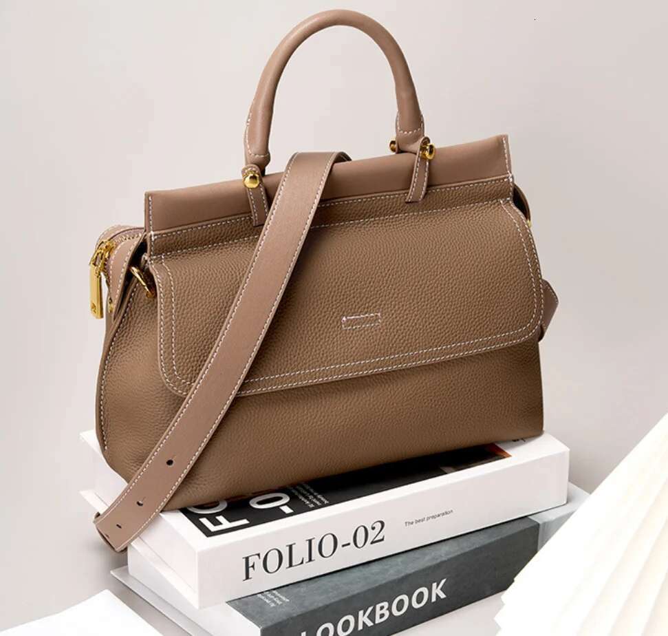 2025 New Vintage Crossbody Messenger Commuter Large Capacity Single-Shoulder Briefcase Cowhide Leather Handbag Shopping Bag