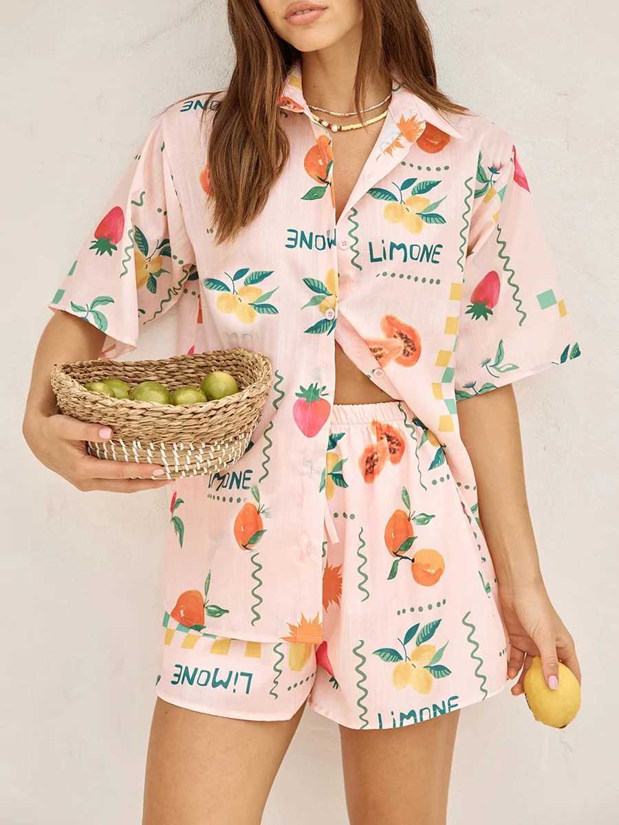 2024 New Womens Shorts Set Fruit Printed Shorts Sve Shirt with Elastic Waist Shorts Summer SetXJ250414