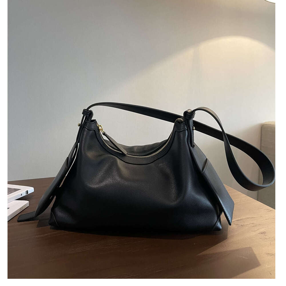 Women's Bags Women's made of genuine for autumn winter, single shoulder and underarm hobo toe layered cowhide, relaxed crossbody bag, high-e