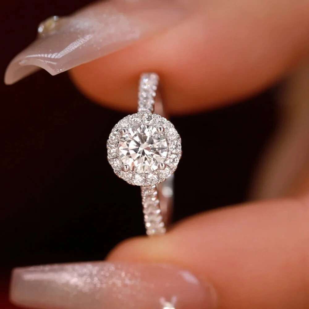Gra Certifed 0.5/1carat Round Cut Moissanite Halo Diamond Rings for Women 100%925 Sterling Silver Engagement Ring Wedding Band