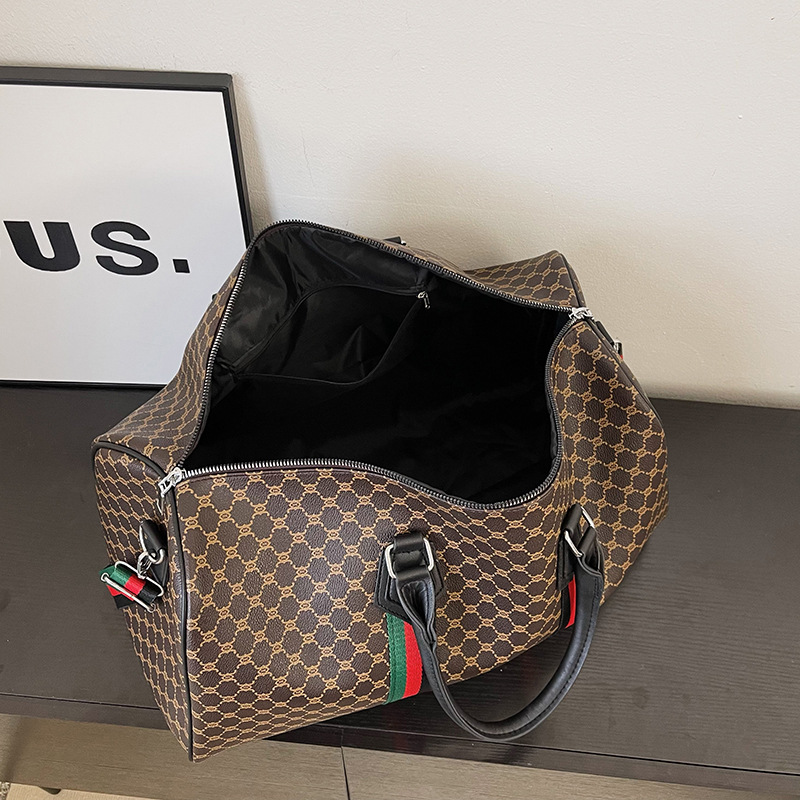 Men's and Women's Handbags New Design Striped Print Large Capacity Fitness Bag Outdoor Travel Duffel Bag Business Bag Maternity Bag Free Shi