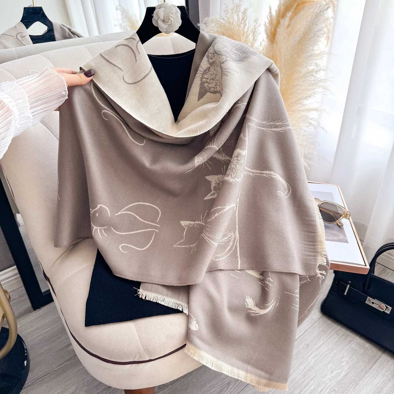 Luxury New Luxury Winter Cashmere Little Cat Print Scarf Women Warm Pashmina Poncho Scarves Fashion Shawl Thick Foulard Bufanda Y251114