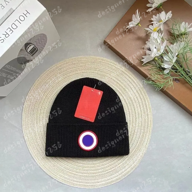 Designer fashion hats mens beanie winter multicolor classic warm hats unisex wool hats letters casual hats outdoor winter bonnet