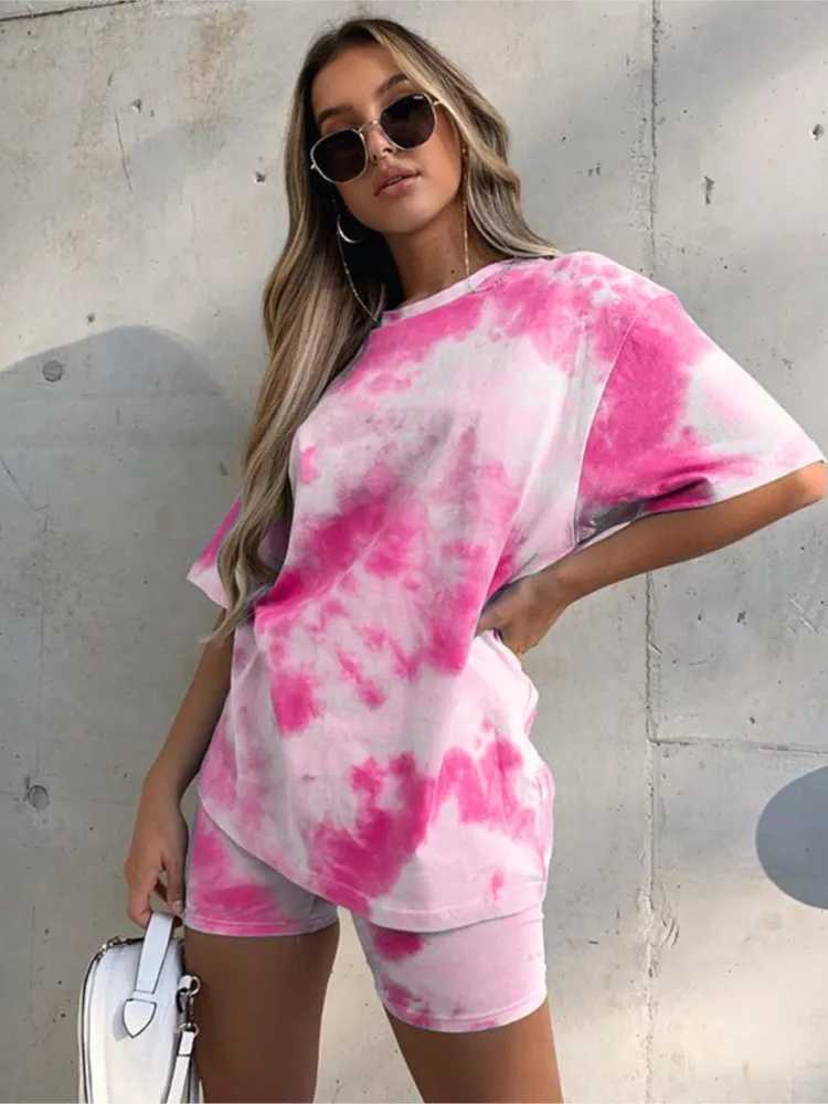 Casual womens two-piece summer new round neck loose tie dye shorts Sve T-shirt fashionable streetwear Fe shortsXJ250414