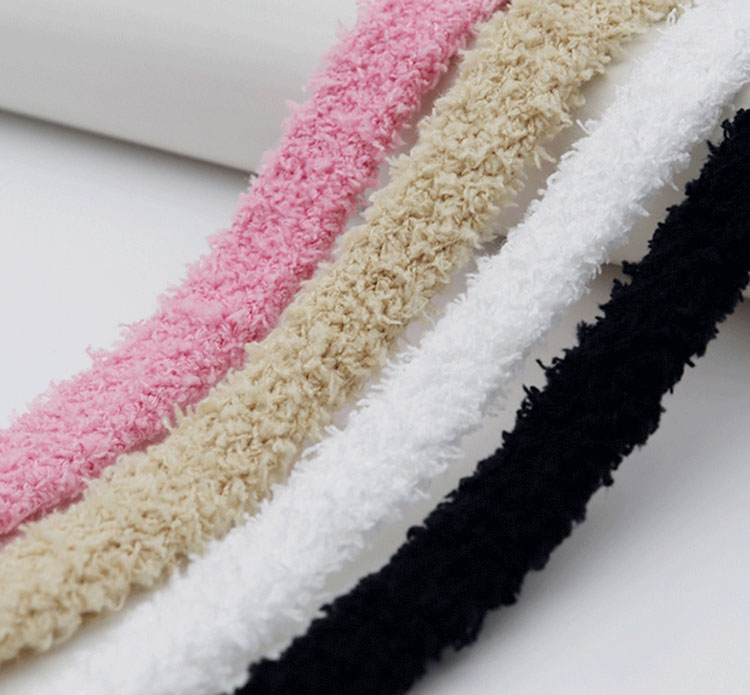 High Quality 15mm Flat Fluffy Shoelaces Fashionable Fluffy Shoe Laces for Sneakers