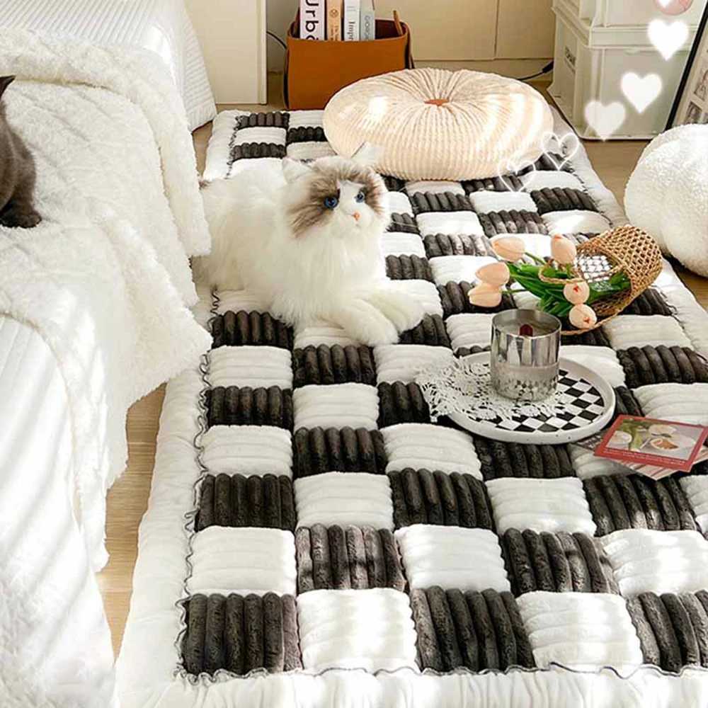 Dog mattress warm pet cat scratch blanket anti slip washable pad sofa cover sofa cover protector for large dog and pet supplies X250412