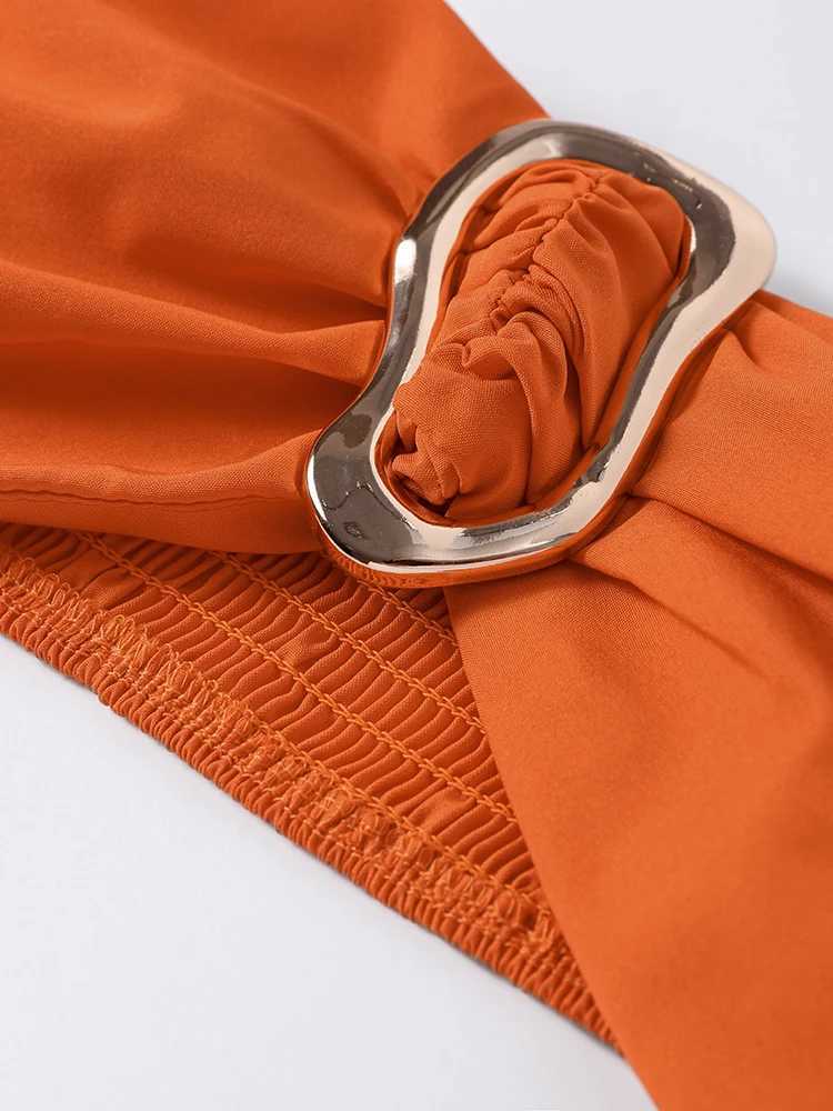 Sexy Hollow Outer Skirt Set Womens Shoulder Light Long Sve Short Top Skirt Womens Set 2024 Summer New Fe Beach SetXJ250414