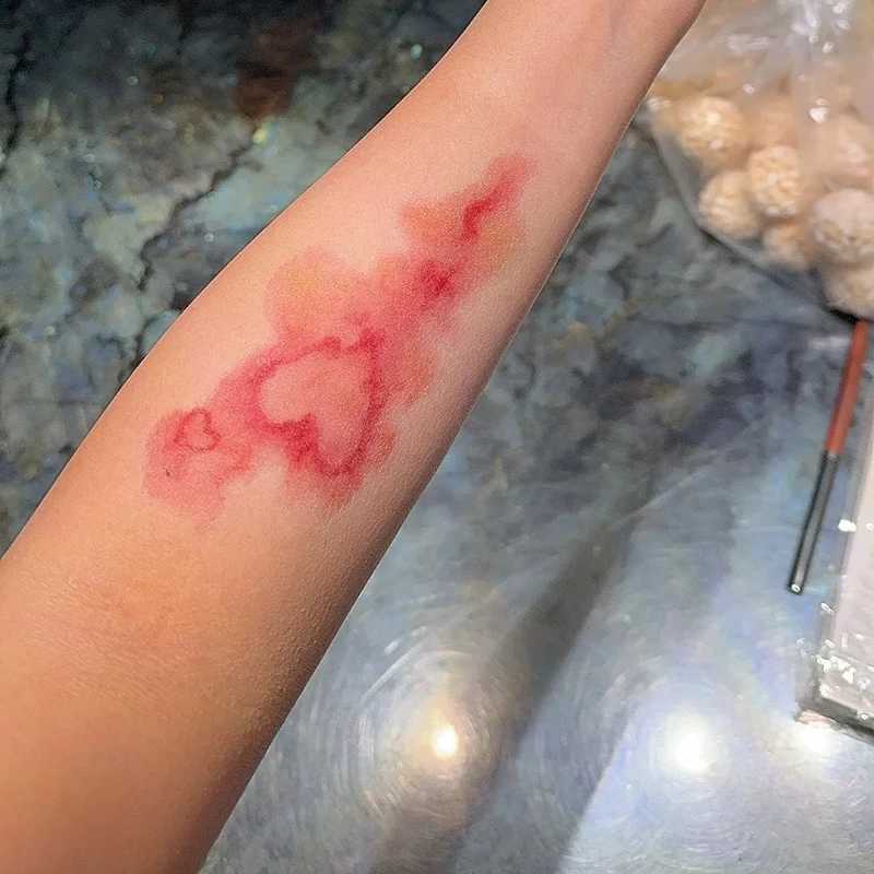 Heart Brushing Fake Tattoo Female Arm Art Scar Blood Sports Stadium Temporary Tattoo Waterproof Tattoo Temporary Role PlayXJ25414