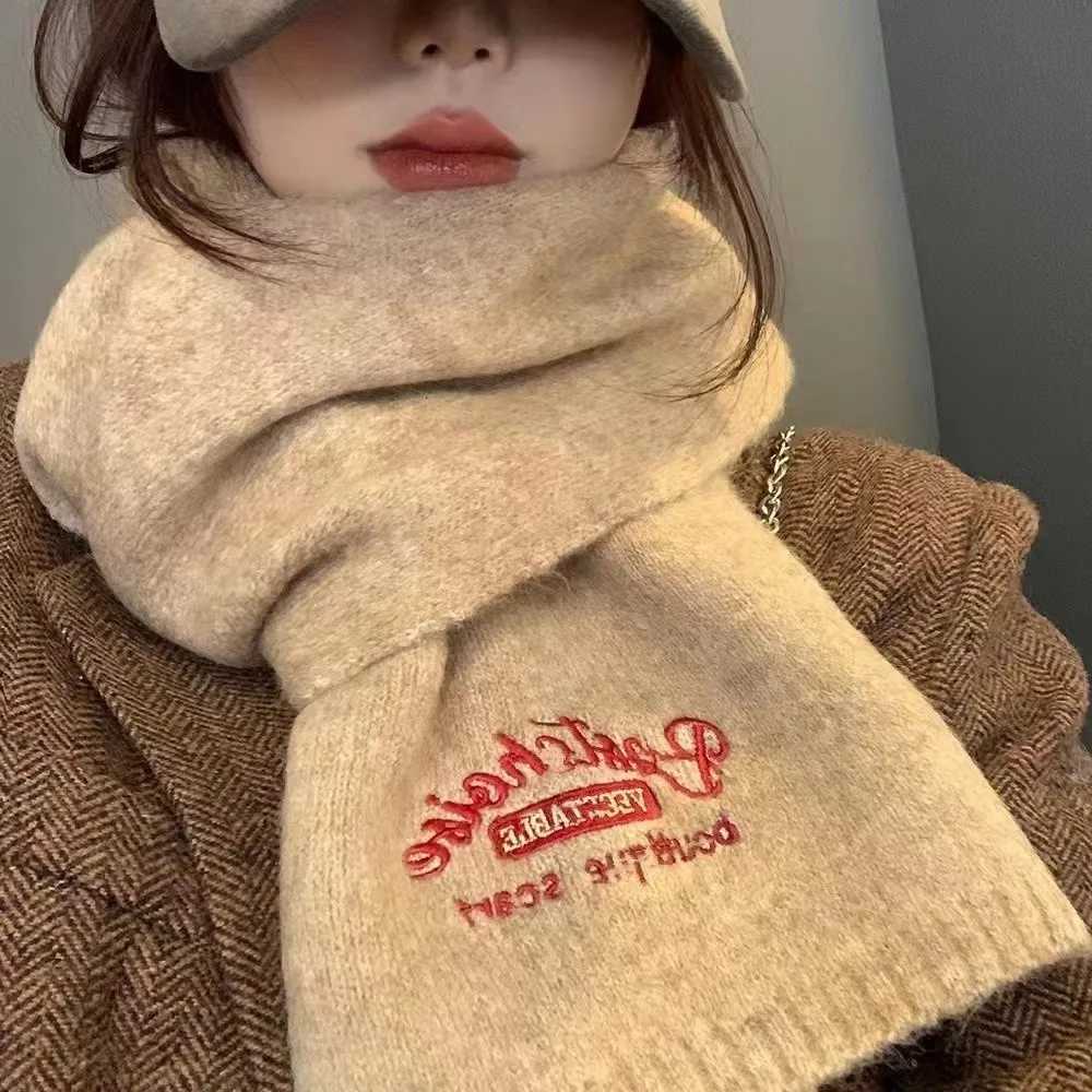 Luxury Womens Winter Warm Scarf Neck Wraps Trendy Embroidered Woolen Scarf Neck Warmer Solid Color Gilrs Scarves Bib For Outdoor Y251114