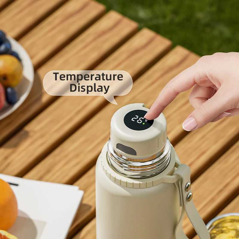 Stanless Steel Thermal Bottle with Tea FilterTemperature Display Insulated Bottles Outdoor Portable Vacuum Flasks 600-1000ML C251114
