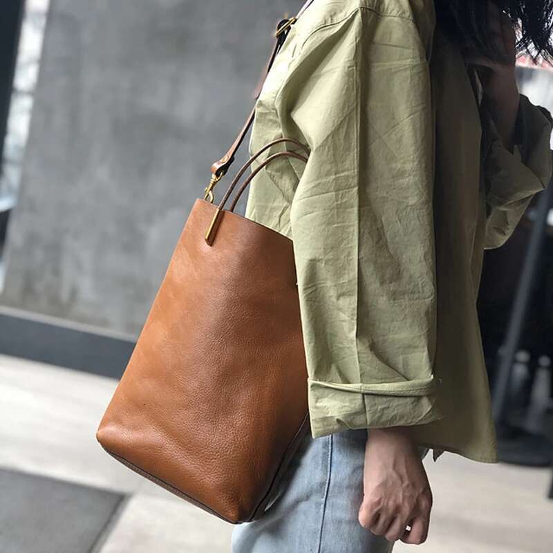 Designer Bag Johnature Simple Genuine Leather Women 2025 New Retro Nature Soft Cowhide Handbag Versatile Composite Bag Shoulder Bags