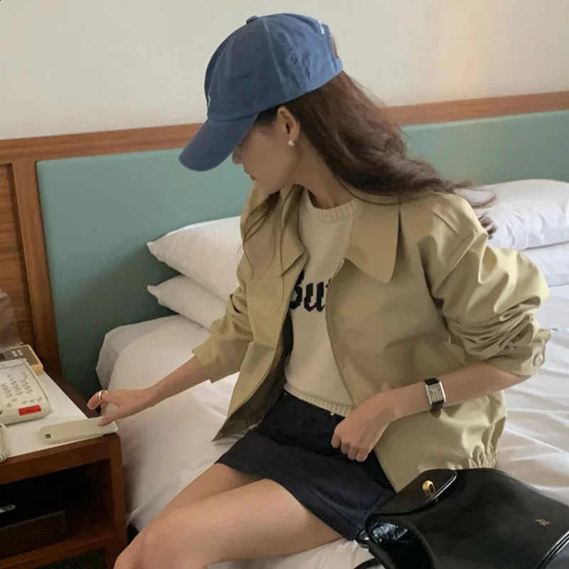 Plus Size Fashionable Korean Style Casual Petitelapel Cropped Jacket Autumn Baseball Work Clothes Large Coat 250410