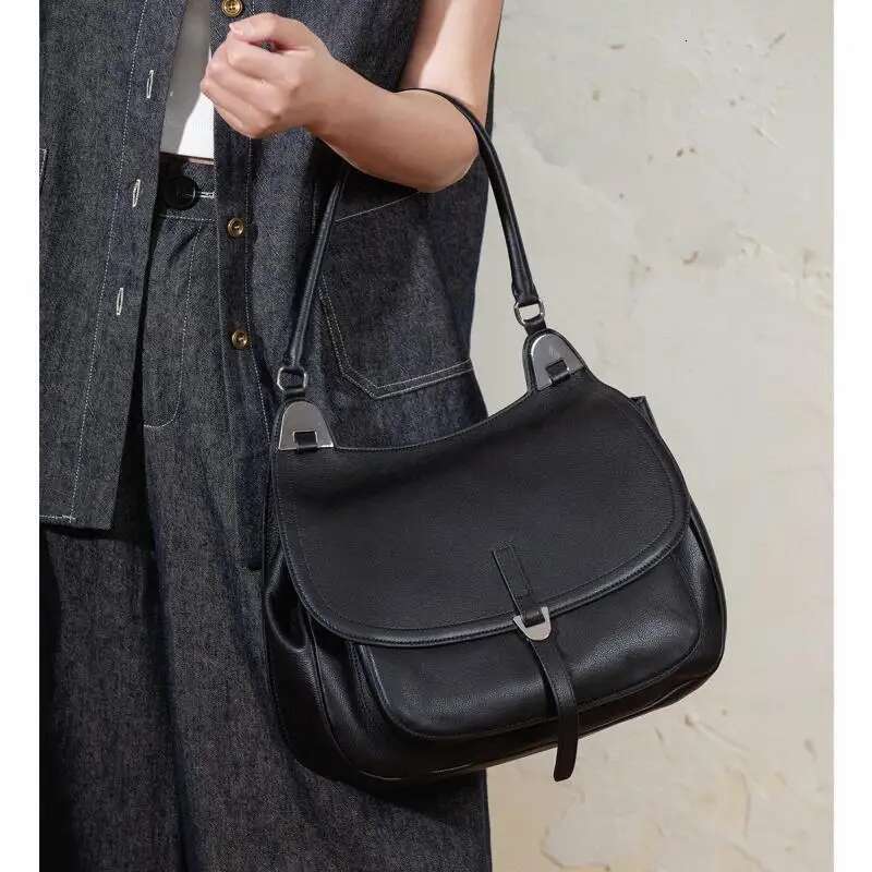 European And American Fashion Top Layer Cowhide Saddle Bag, New High-End Feeg, Famous Designer Leather Shoulder Crossbody Bag