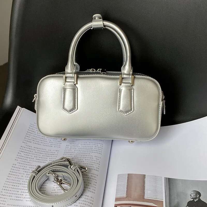 Designer Bag Spring New Genuine Leather Women Small Boston High Quality Shoulder Crossbody Bags Retro Commute Handbags Ladies Pillow Bag