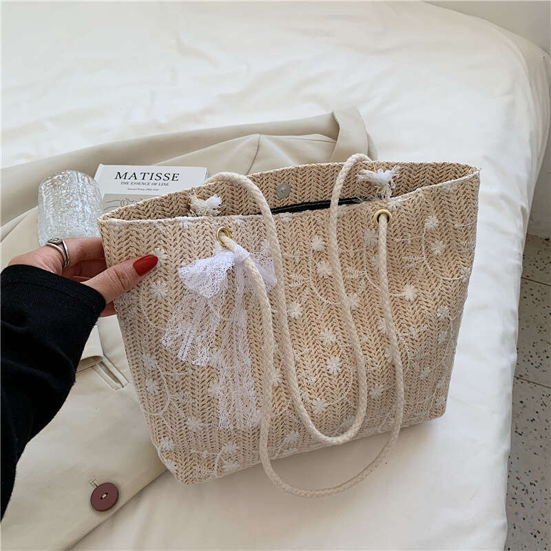 Handmade Beach Bag 2025 New Trendy Korean Edition Straw Weaving Lace Shoulder Handbag, Women's Large Capacity Bucket Bag Kq2