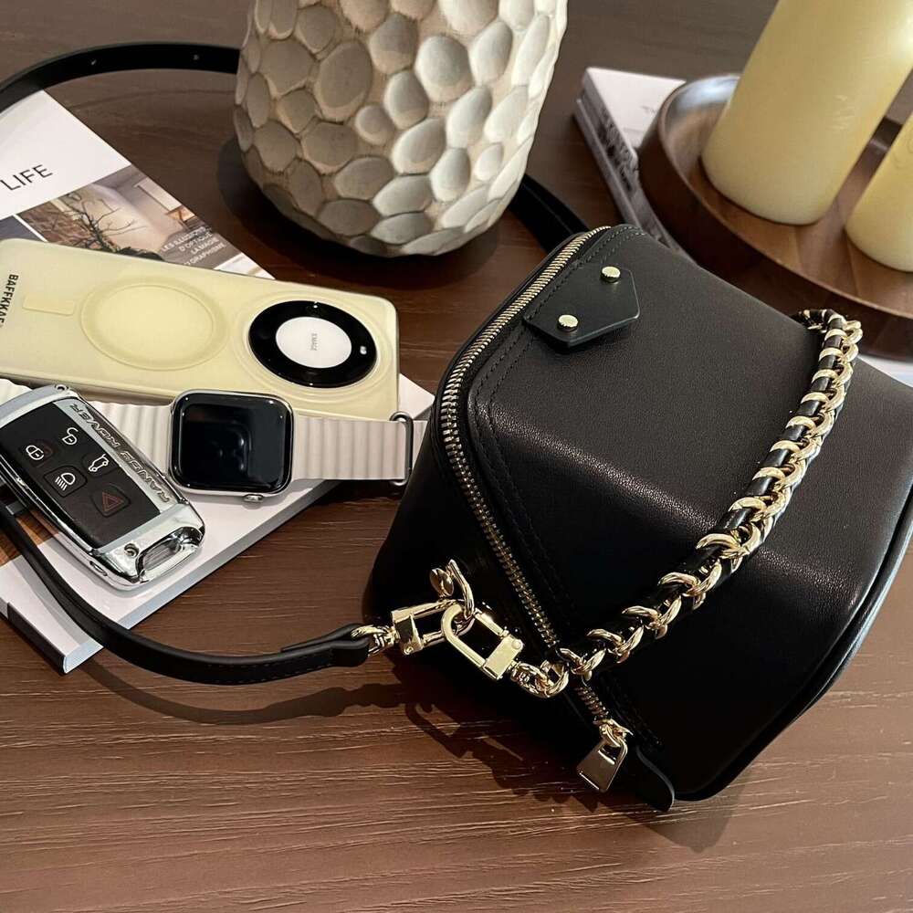 Women's Bags autumn and winter new CASE small square chain box bag, high-end, fashionable, versatile, single shoulder crossbody bag