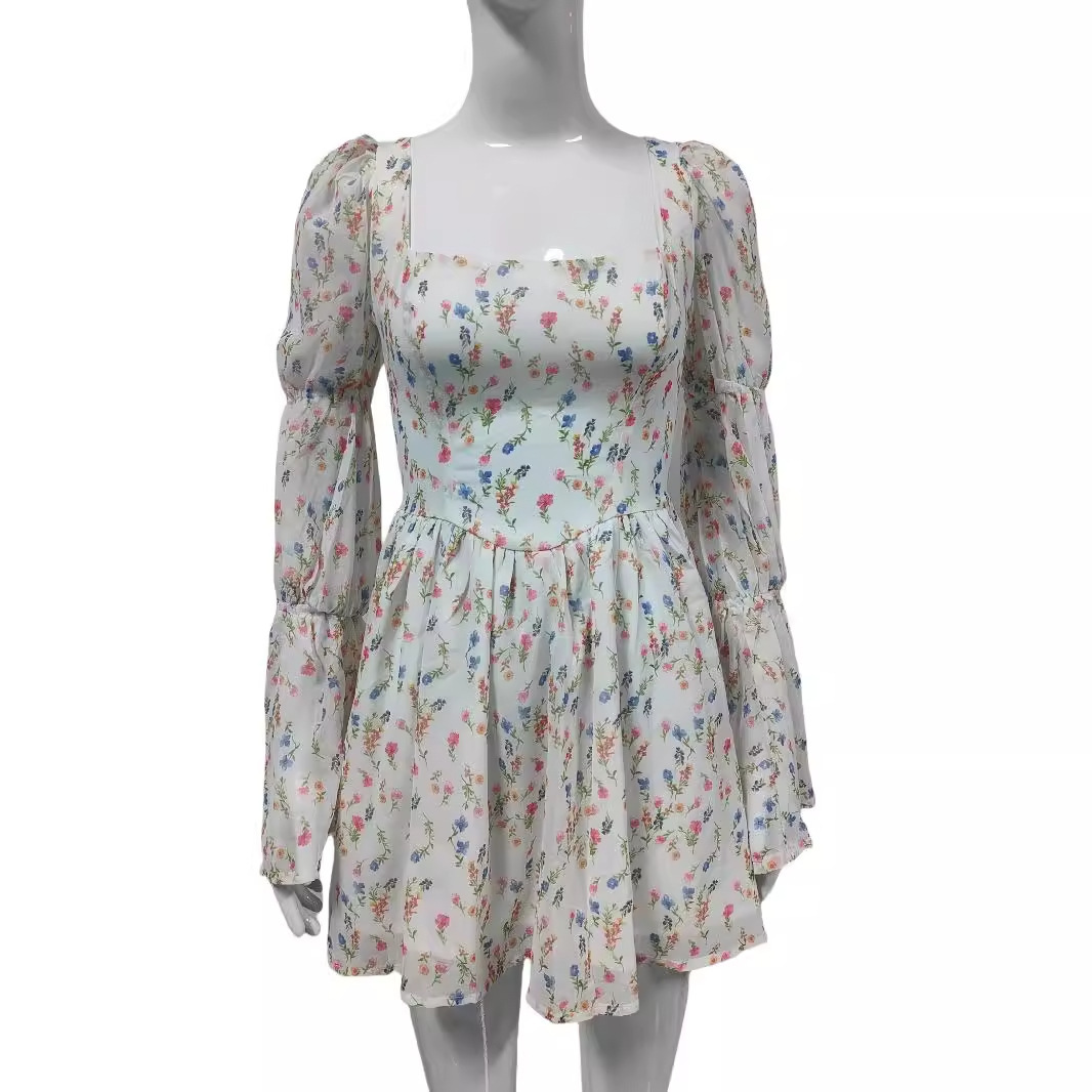 Niche brand 2025 autumn new French square neck bubble sleeve floral dress