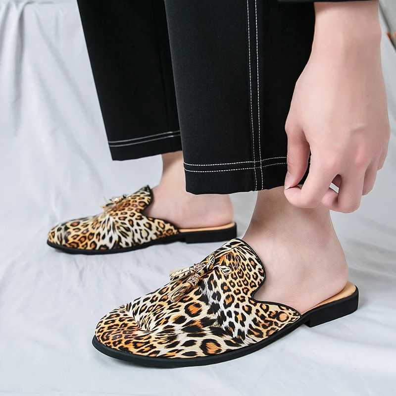 Summer mens leather casual shoes leopard print mens mule slider breathable mens sandals half load Zapatos Hombre W250414