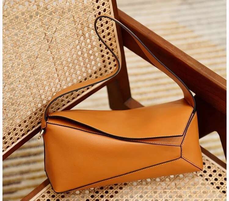 Guangzhou Manufacturer Direct Sales, All Styles Can Be Customized For Handbags, Single Shoulder Leather Women's Bags