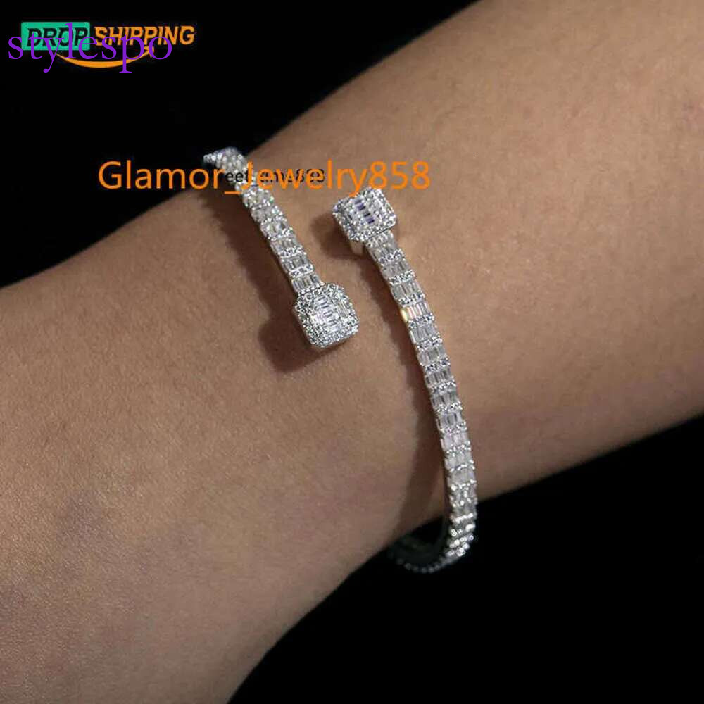 Drop Shipping Fine Women Jewelry 3.8mm Width Sterg Sier Vvs Baguette Moissanite Dia Famous Brand Cuff Bangle