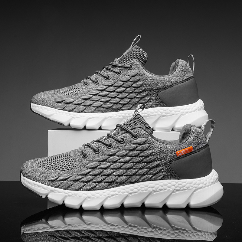Best Selling Designer New Soft Sole Men Sports Shoes 2025 Summer Mesh Breathable Casual Shoes Travel Durable Sneakers free shipping