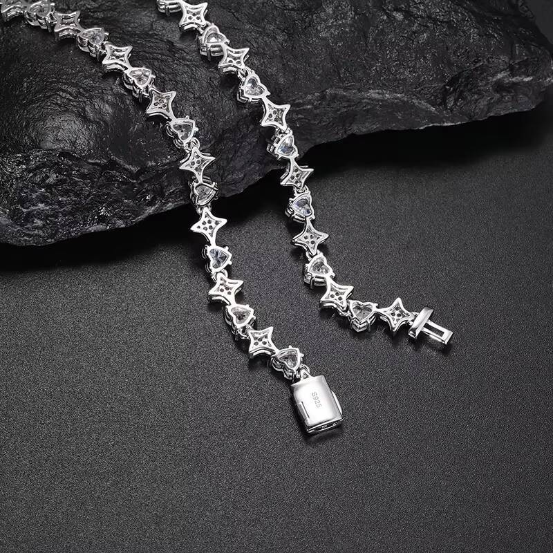 Sparking Fine Jewelry Anniversary Gift Sterling Silver 925 Heart Cut Moissanite Link Chain Iced Out Heart Necklace