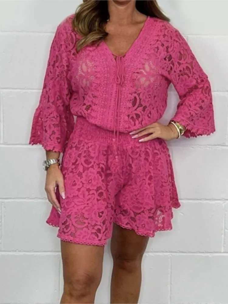 Womens two-piece sexy V-neck hollow lace top+shorts set summer Ele shirt set office womens clothing 2-pieceXJ250414
