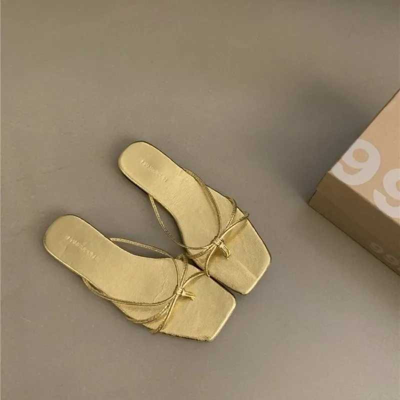 Womens flat bottom slide summer new square head clip foot with thin flip cover lightweight soft bottom beach slide W250414