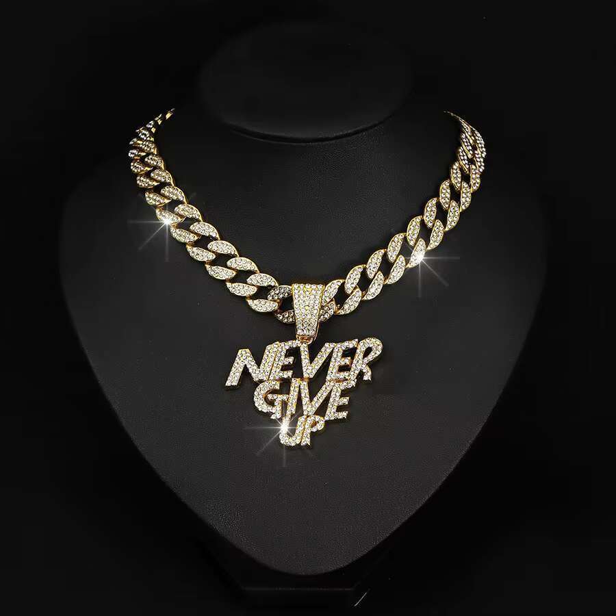 DHCollection Unisex Hip Hop Never Give up Pendant with Cuban k Chain Gold and Sier Plated for Gift or Party