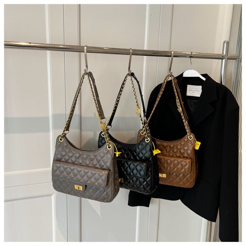 Autumn And Winter New Fashion Women Metal Chain Shoulder Underarm Bag Bags