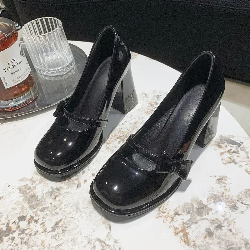 Sweet bow high heels for Ms Mary Jens cute round toe patent leather pump women sliding on square party shoes 250409
