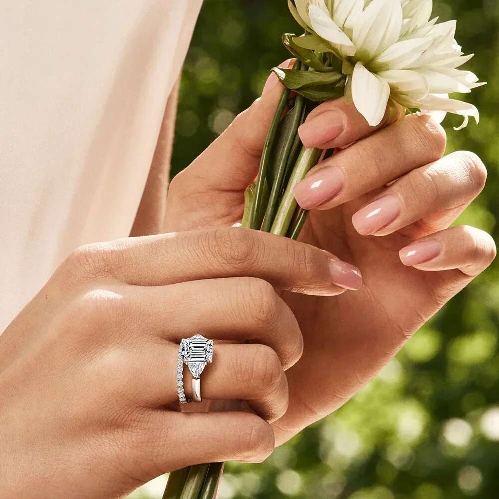 5cttw Full Moissanite Engagement Rings with Gra Certified Emerald/Triangle Cut Diamond Wedding Ring 925 Silver Jewelry for Women