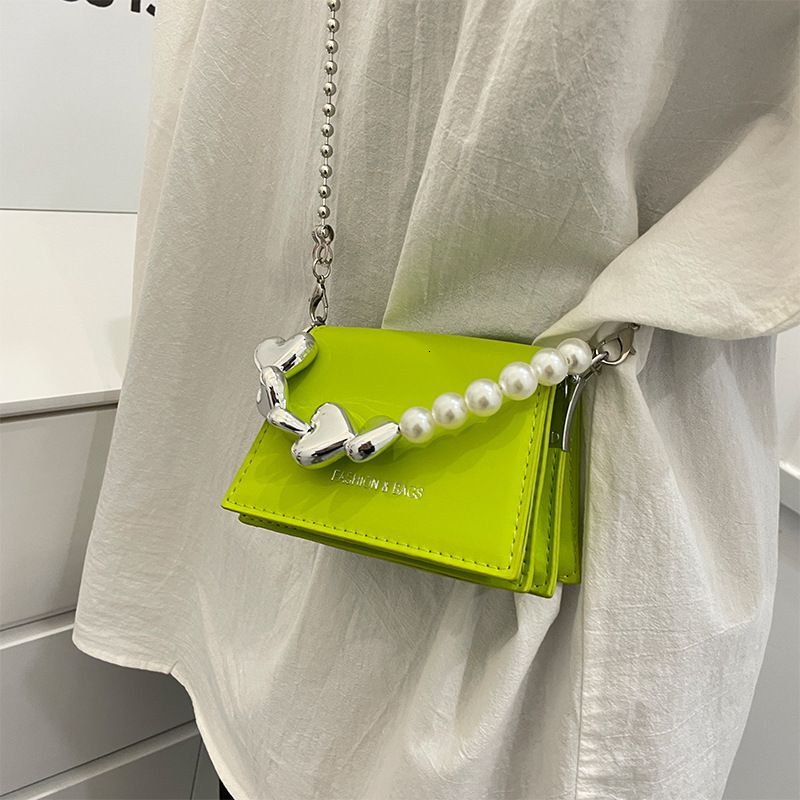 New Popular Fragrant Pearl Handbag Women's Single Shoulder Crossbody Chain Small Square Bag