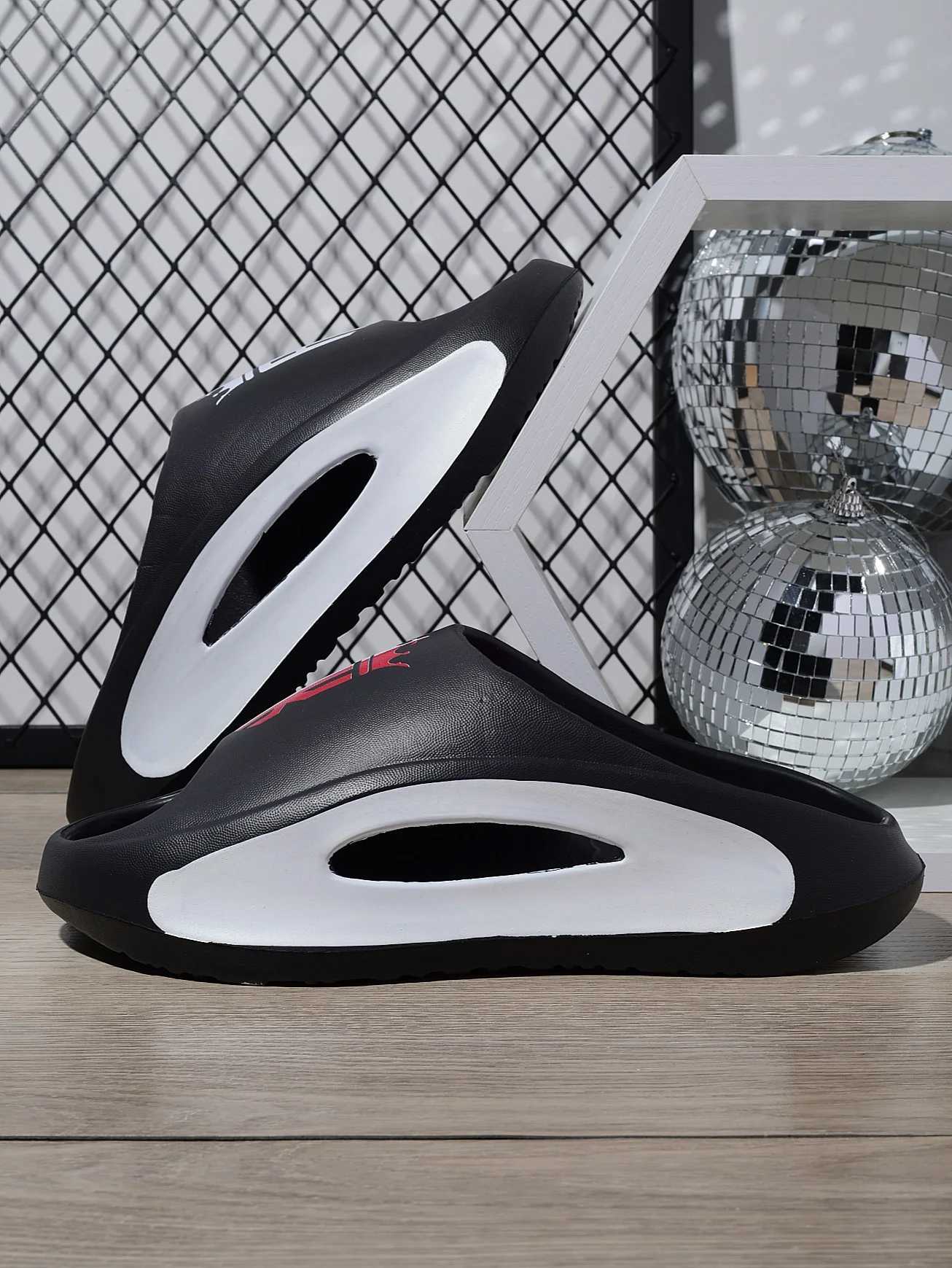 Mens and womens fashionable anti slip couple slippers EVA 2 colors 36-45 W250414