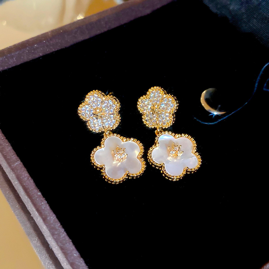 18K Real Gold Plated Silver Needle Zircon Five-Petal Flower Palace Style Light Luxury High-End Feel Earrings for Women - view 6