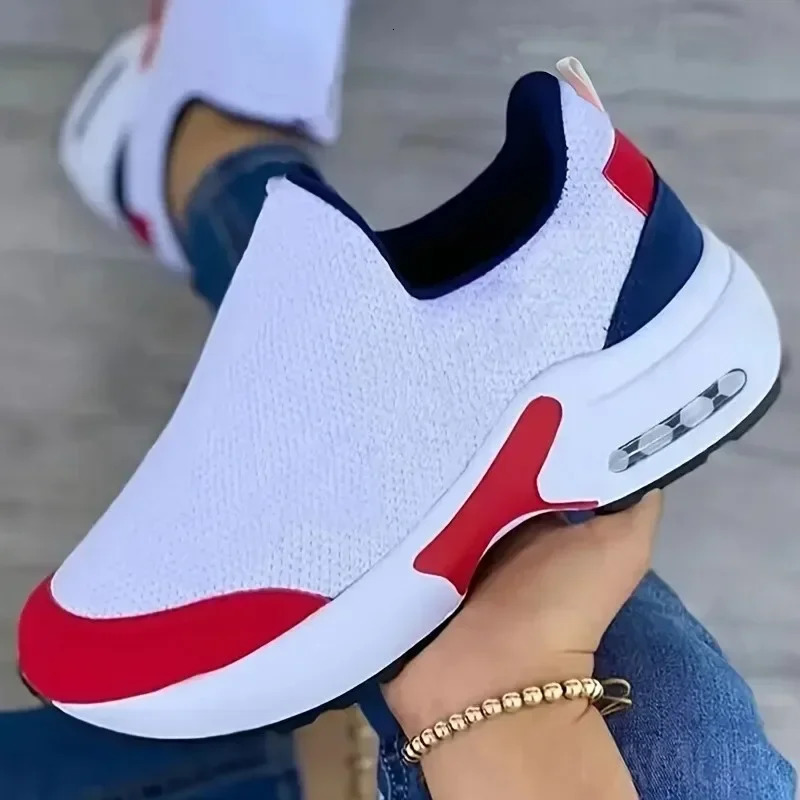 Woman Sneakers Solid Color Fashion Platform Breathable Vulcanize Walking Running Tenis Lace Up Casual Wedges Mesh Sports Shoes 251113