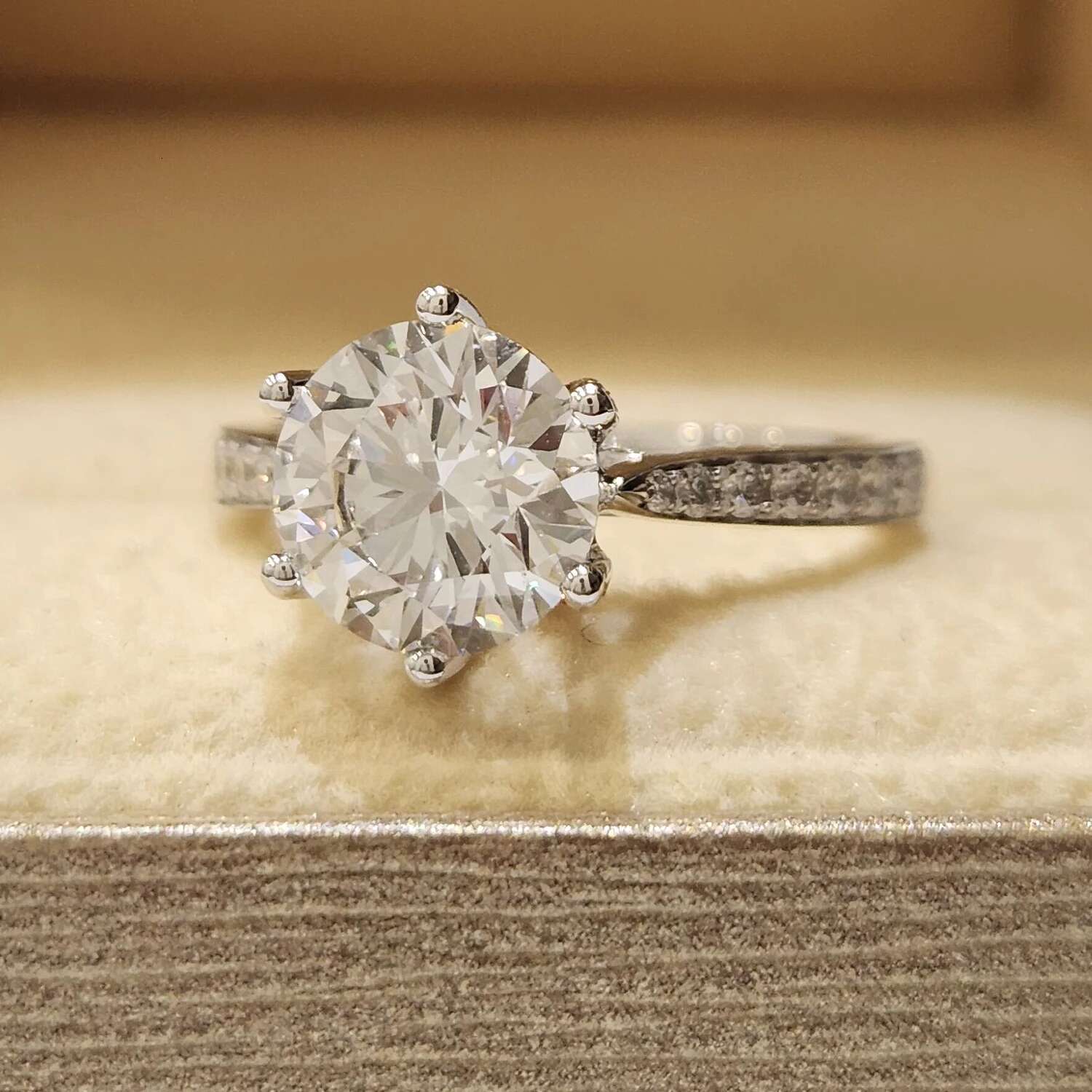 Custom Real Solid 18K White Gold Rings Women Engagement Anniversary Wedding Rings Round Moissanite Diamond Rings Crown Cross