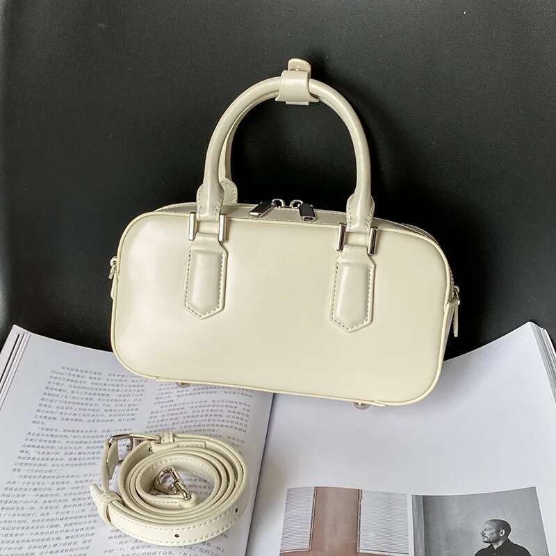 Designer Bag Spring New Genuine Leather Women Small Boston High Quality Shoulder Crossbody Bags Retro Commute Handbags Ladies Pillow Bag