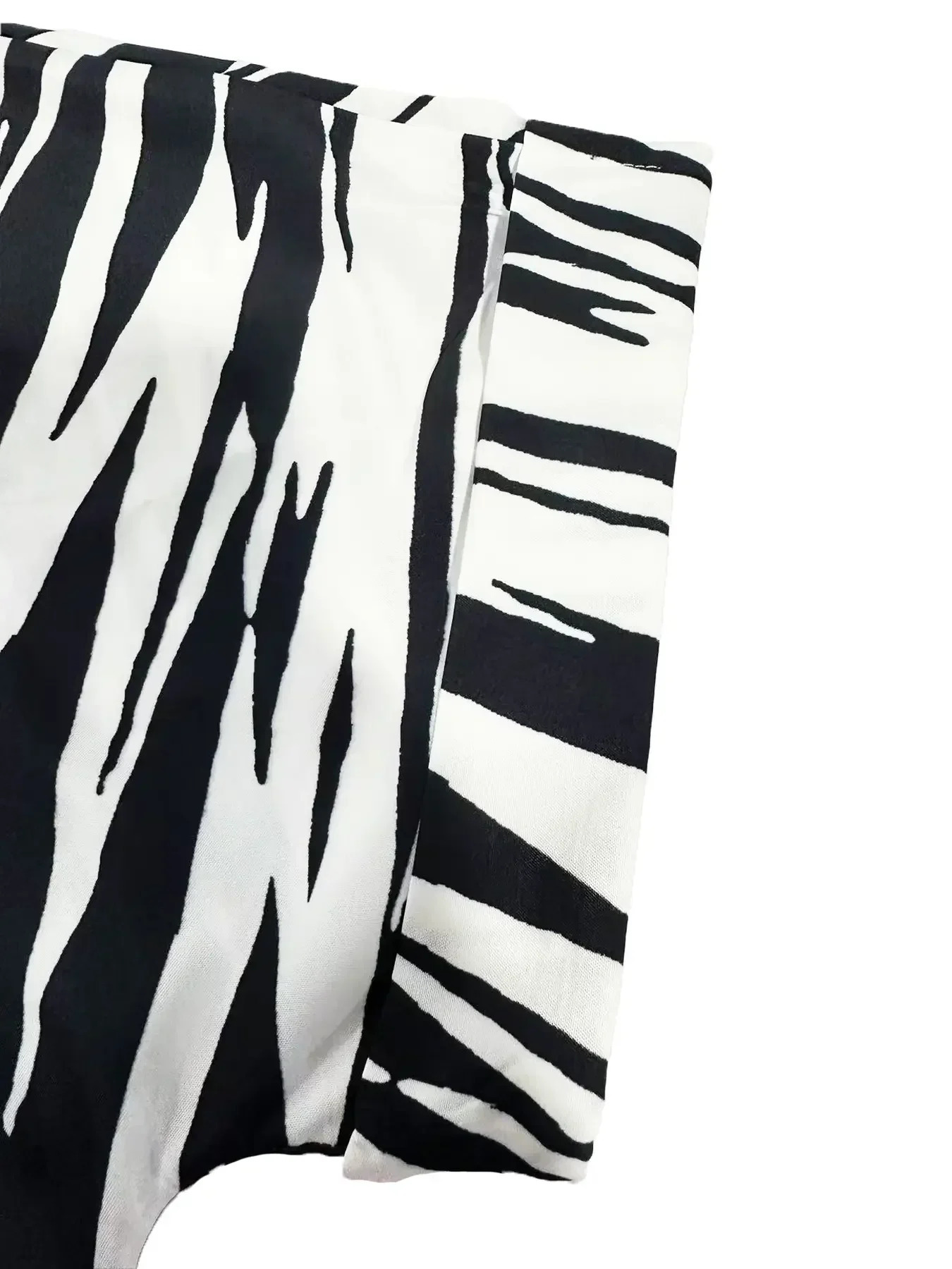 Womens plus size 1XL5XL geometric print knee length dress split style elegant fashionable and long sleeved 250414Z