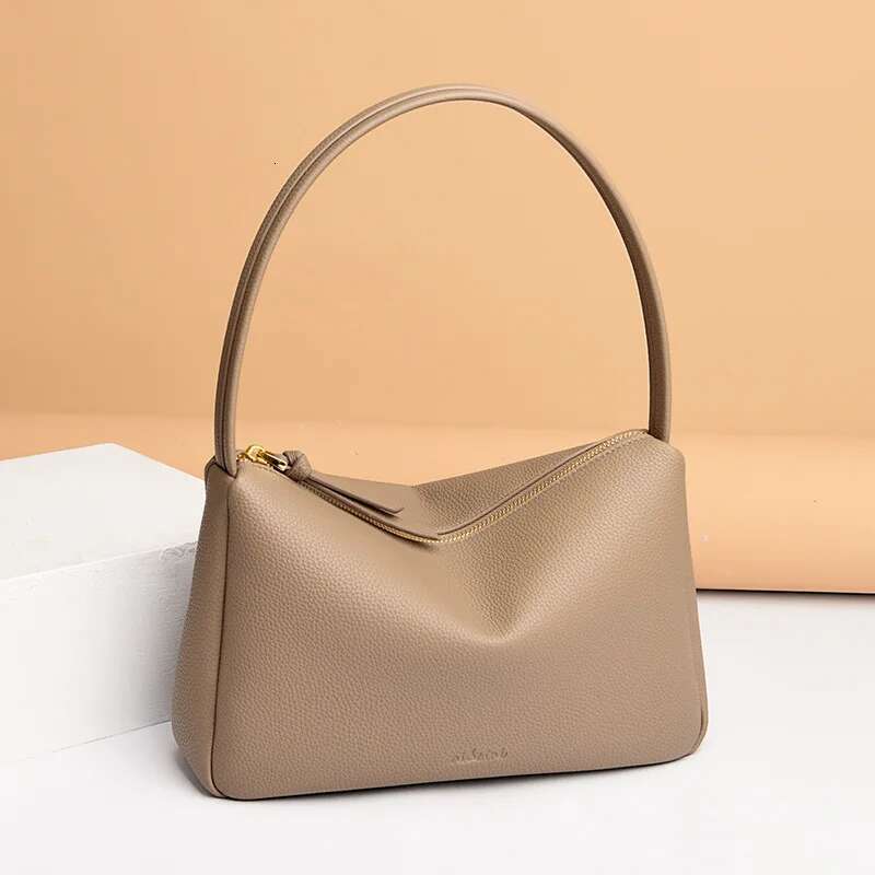 Cowhide-Textured French-Style Single-Shoulder Underarm Bag Women. New Style For Spring And Summer, Pillow Bag, Handbag, Can