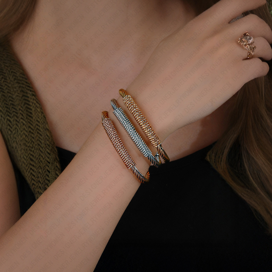 Designer Bracelet for Women Three Piece Luxury Gold Bracelets Vintage Open Bangle Set Retro Elegant Bangles Luxury Jewlery Designer for Women Timeless